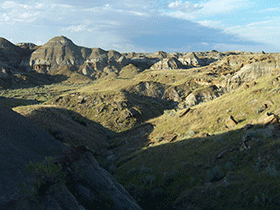 Dinosaur Provincial Park / Rosanna P. Brost (Falcolf) (deviantart.com) / Creative Commons 3.0 Unported (CC BY-NC-ND 3.0) Dinosaur Provincial Park / Rosanna P. Brost (Falcolf) (deviantart.com) / Creative Commons 3.0 Unported (CC BY-NC-ND 3.0)